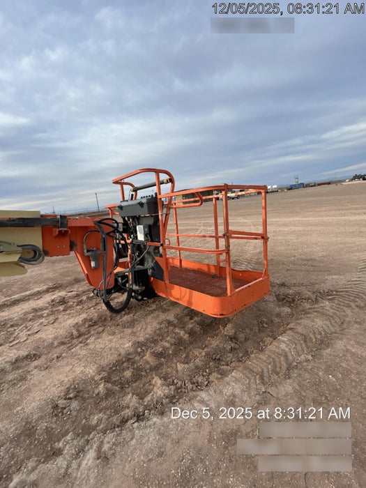 2019 JLG 600S