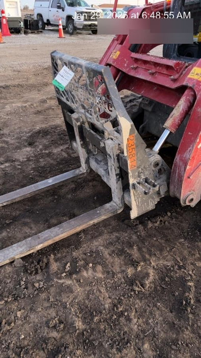 2022 PALADIN 48" Pallet Forks - Paladin