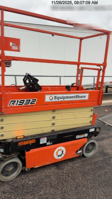 2022 JLG R1932
