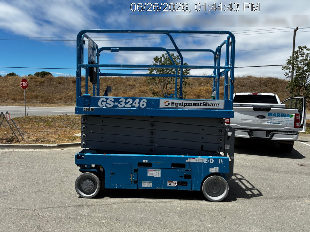 2022 GENIE GS-3246