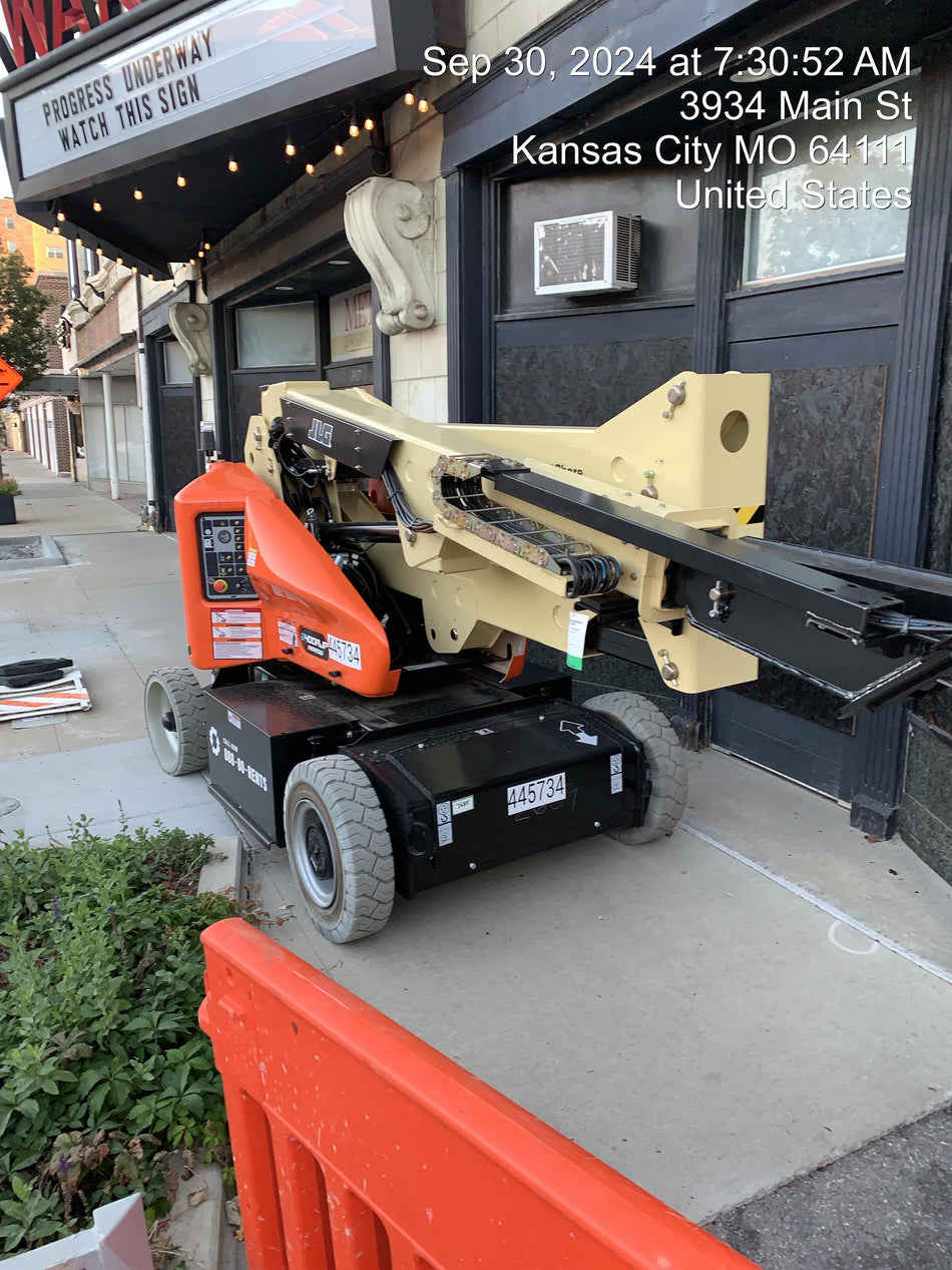 2024 JLG E400AJP Narrow