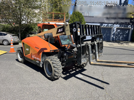 2025 JLG 519