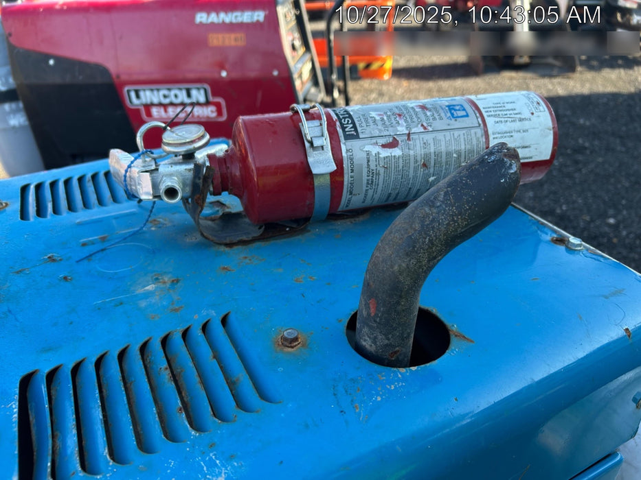 2019 Miller Electric BOBCAT 250 Standard w/Running Gear, Bracket, Hose