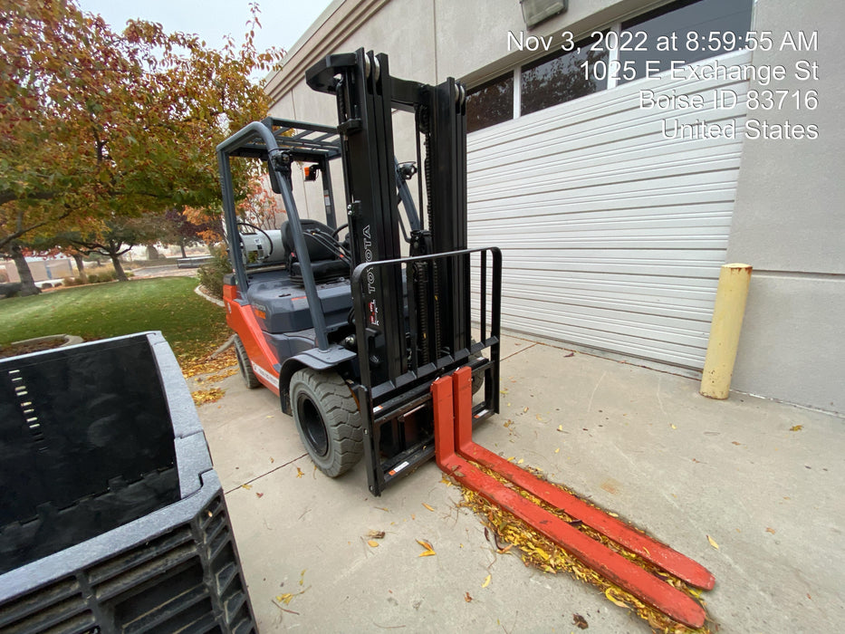 2022 TOYOTA 50-8FGU25