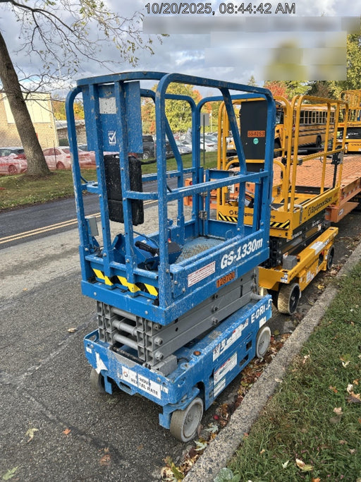 2021 GENIE GS-1330m