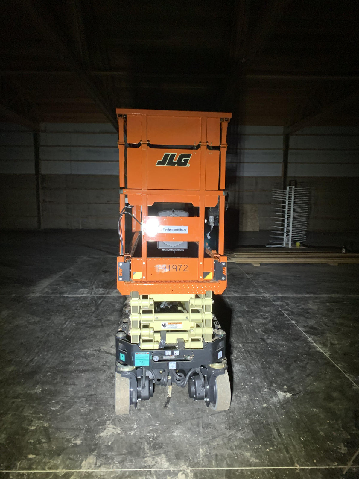 2021 JLG ES1932