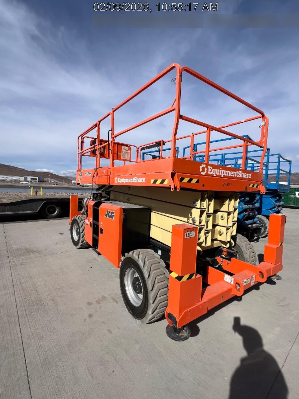 2023 JLG RT4394