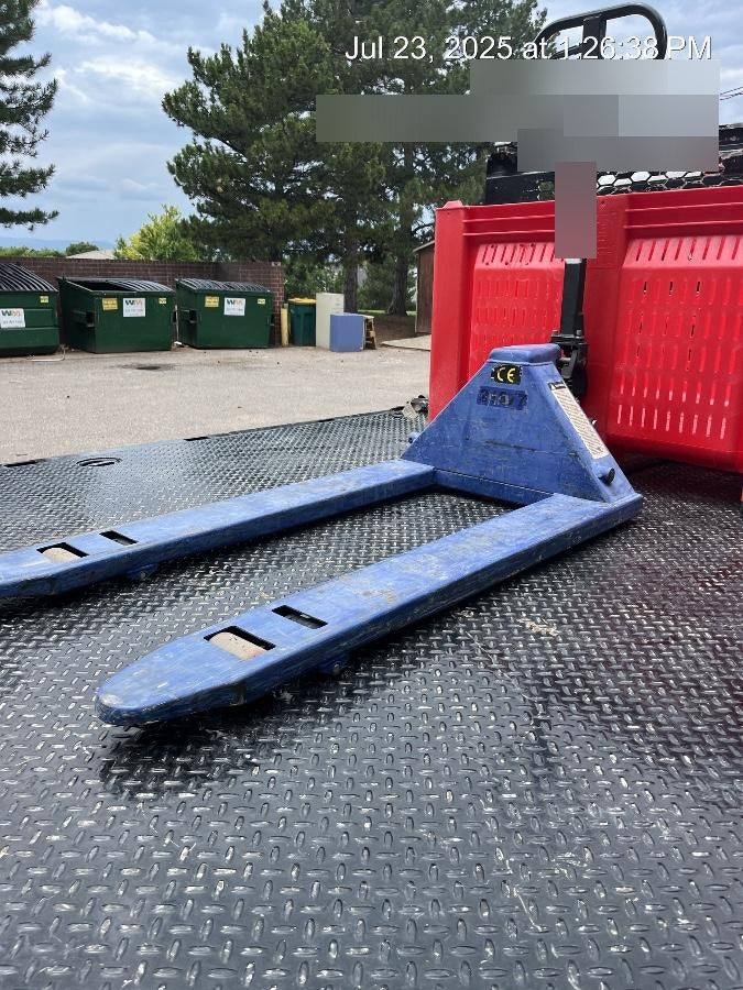 2019 EQUIPRITE ECON 5500 LB PALLET JACK