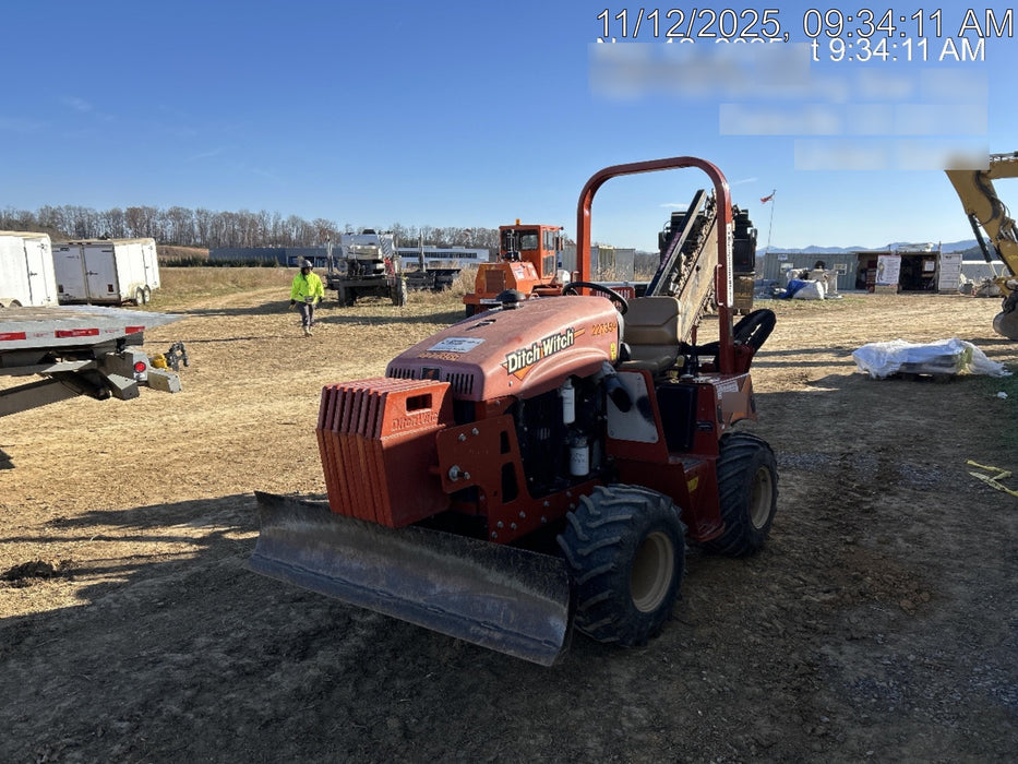 2022 DITCH WITCH RT45A