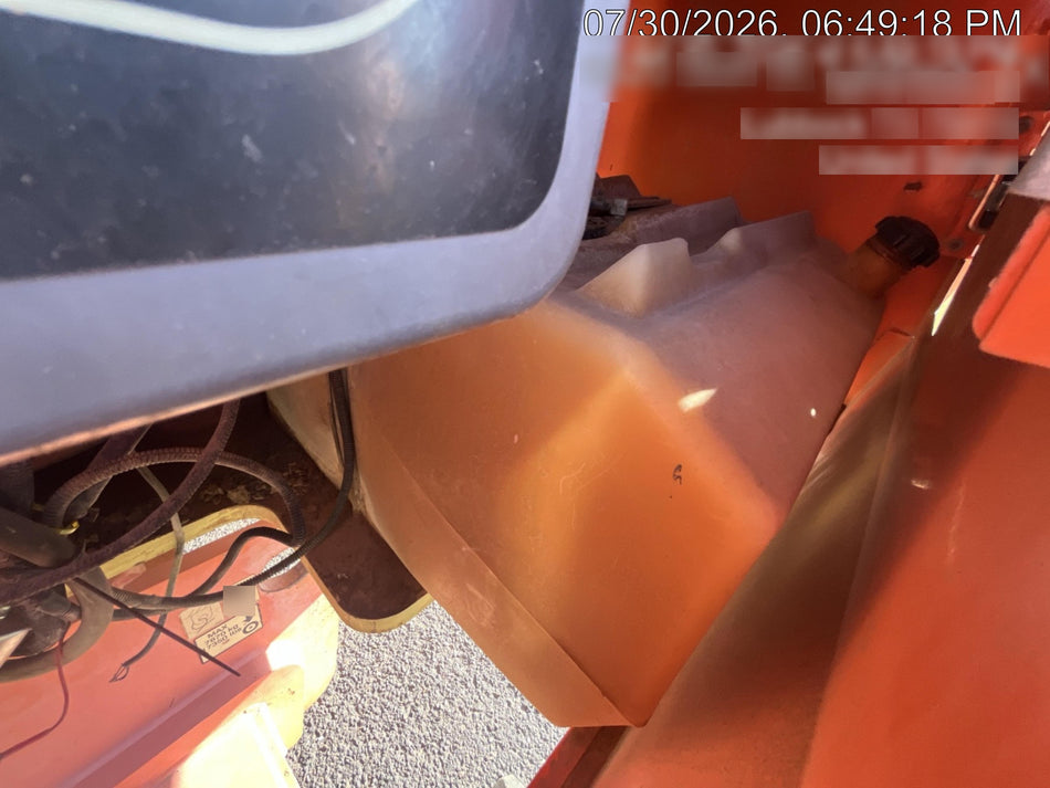 2012 JLG 800S