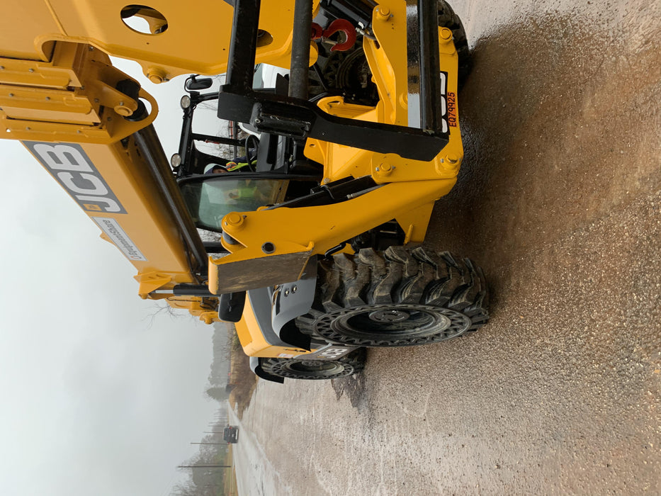 2020 JCB 510-56 Canopy, Solid Tires, Work Lights, Beacon, Aux Hydraulics, Back up Alarm, Lifting Eye, ES Decals