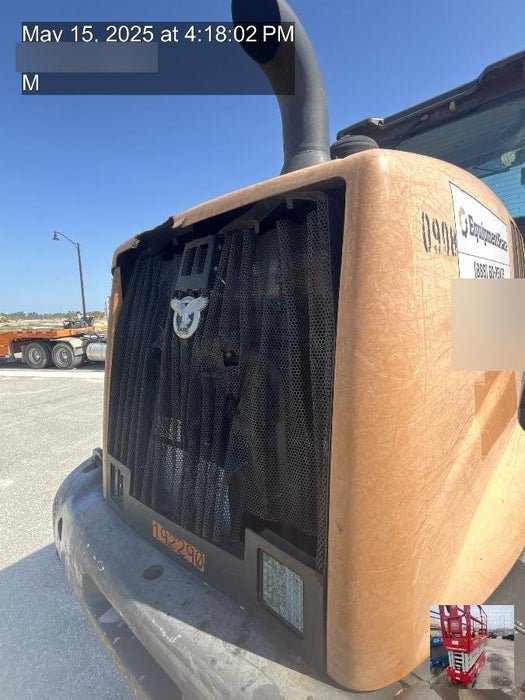 2018 Case 621G CLOSED CAB, JRB 416 STYLE HYD COUPLER