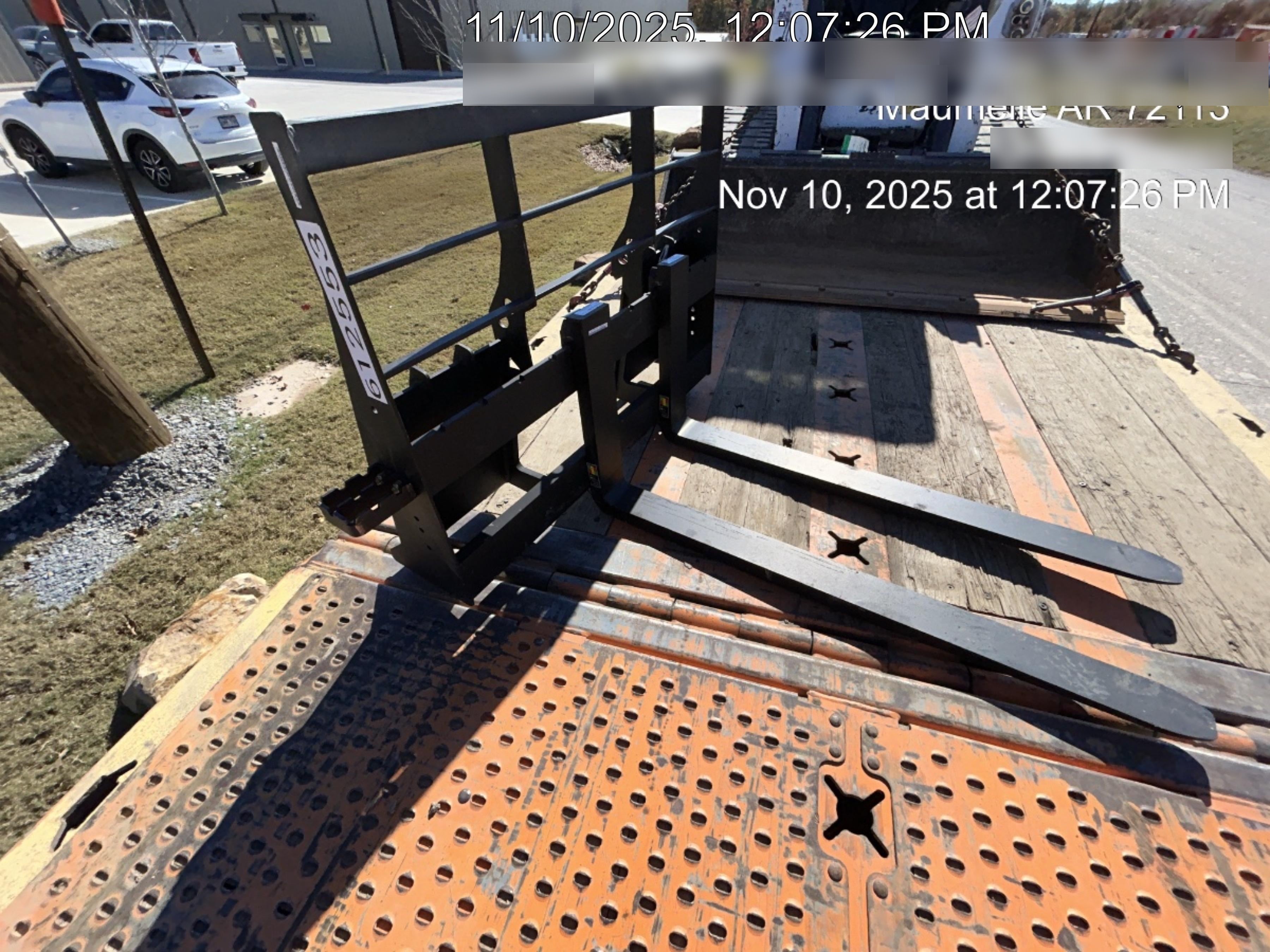 2025 ARROW MATERIAL HANDLING 48" Pallet Forks - Arrow