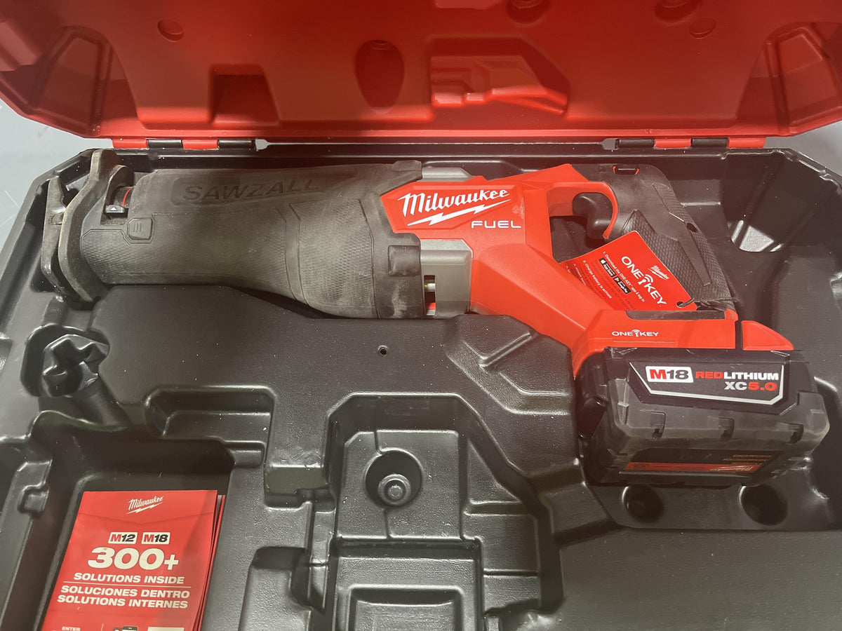 2024 MILWAUKEE 2822-22