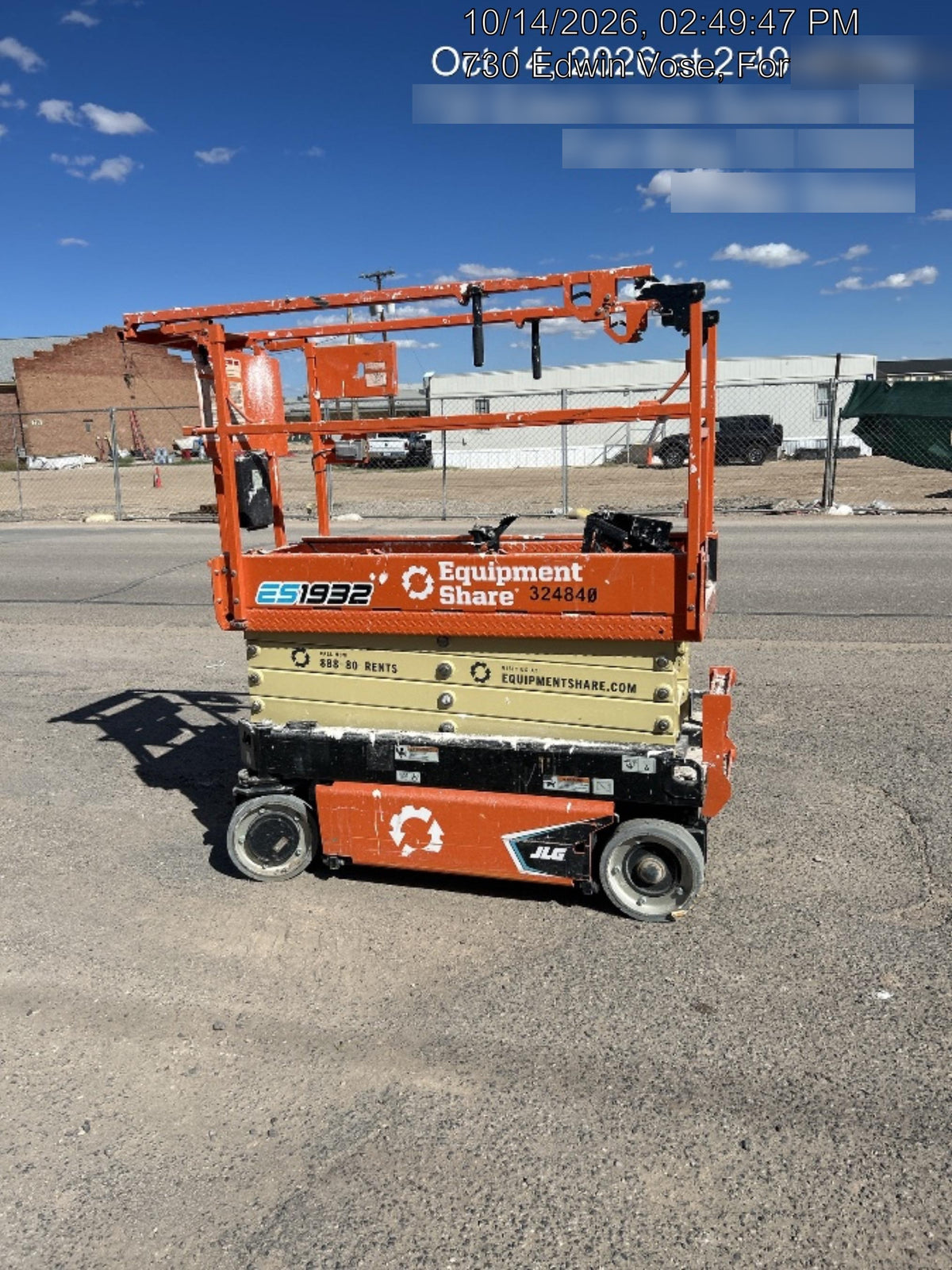 2023 JLG ES1932