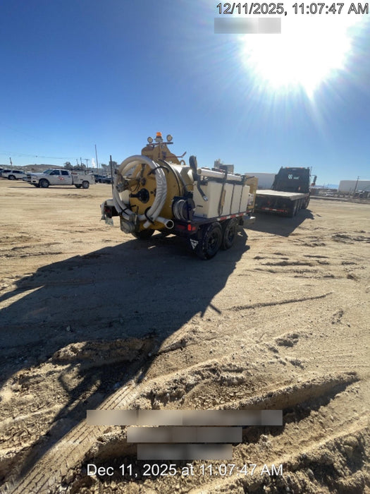 2021 VAC-TRON LP573XDT