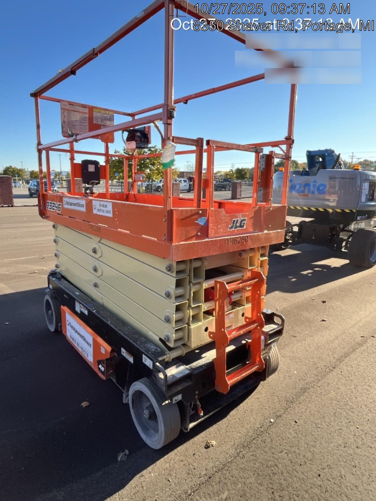 2021 JLG R3246
