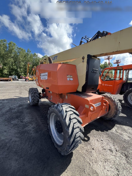 2019 JLG 800AJ