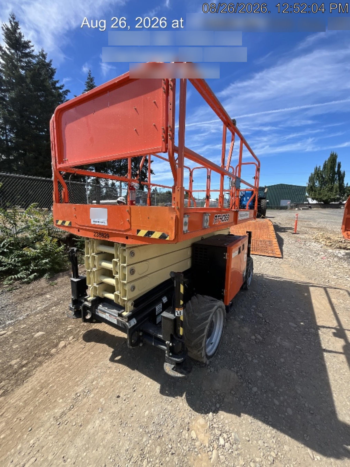 2022 JLG RT4069