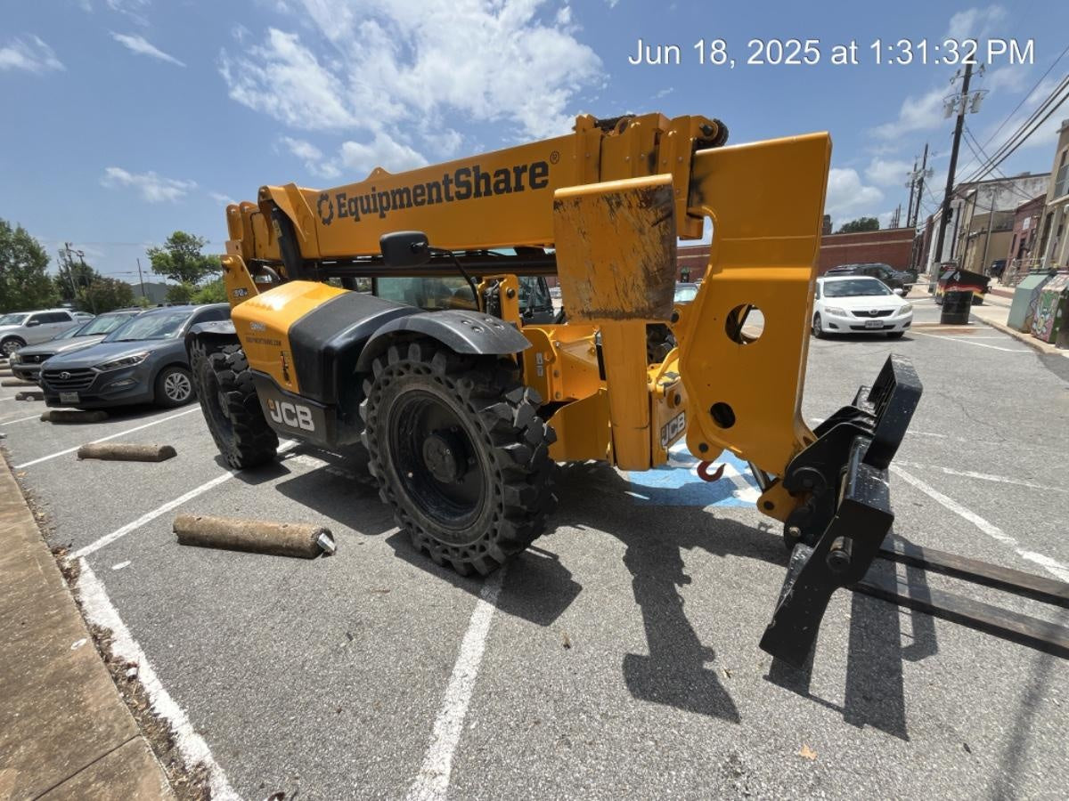 2025 JCB 512-56