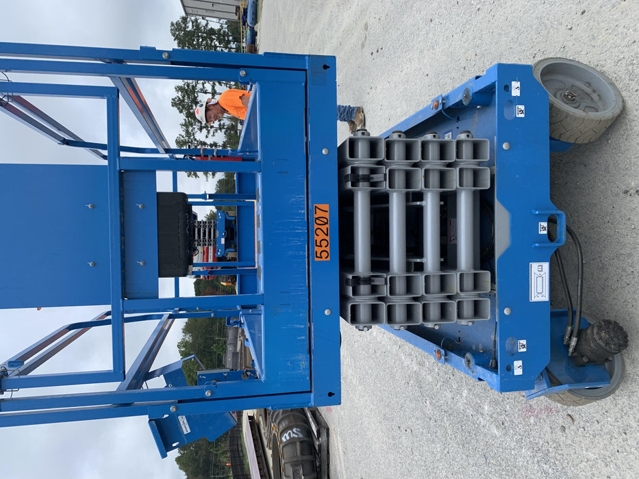2019 Genie GS-3246 Folding rails with full height swing gate