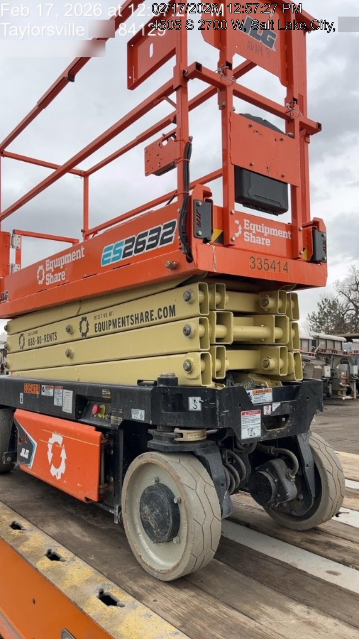 2023 JLG ES2632