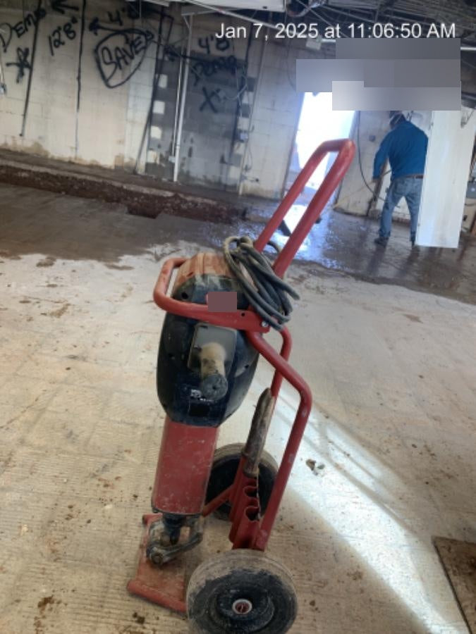 2021 HILTI TE 3000-AVR