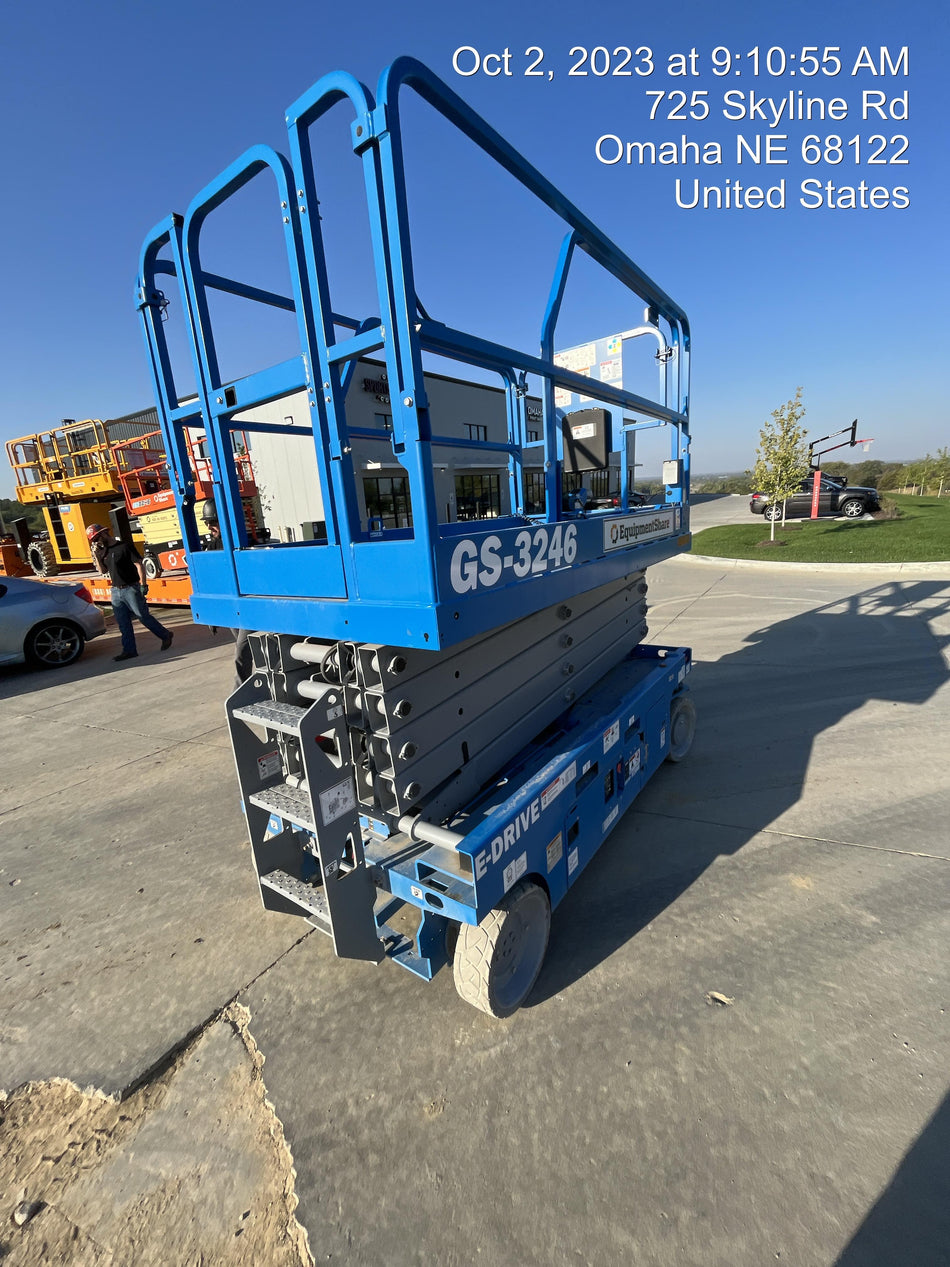 2022 GENIE GS-3246