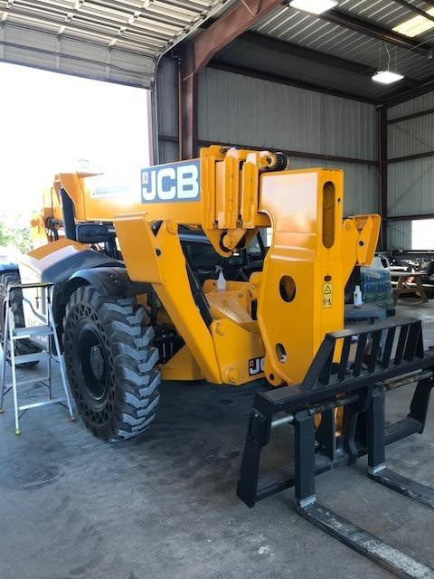 2019 JCB 510-56