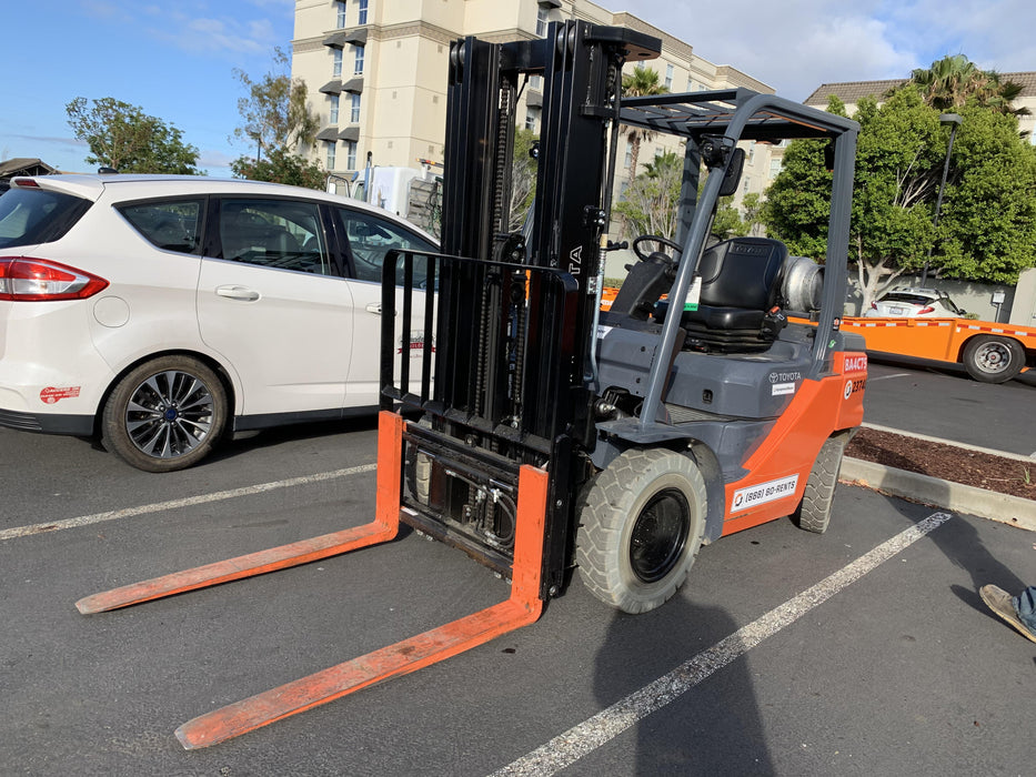 2022 TOYOTA 50-8FGU25