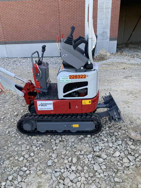 2022 TAKEUCHI TB210R