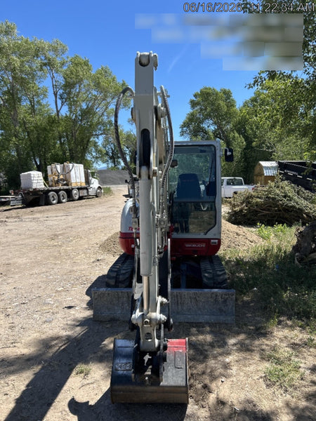 2023 TAKEUCHI TB240-CR