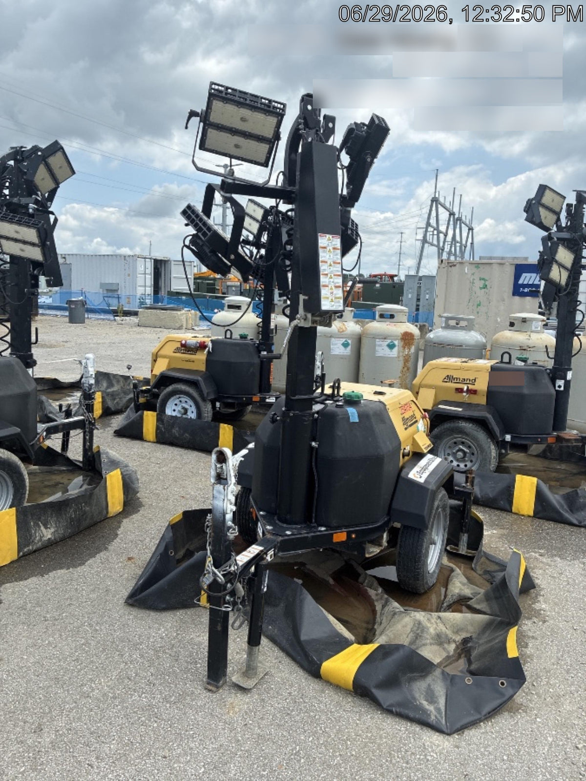 2022 Allmand NLV3GR (4) LED Light Fixture 350W, 23' Vertical Mast, 3kW Prime, Towable, ES Decals, T3