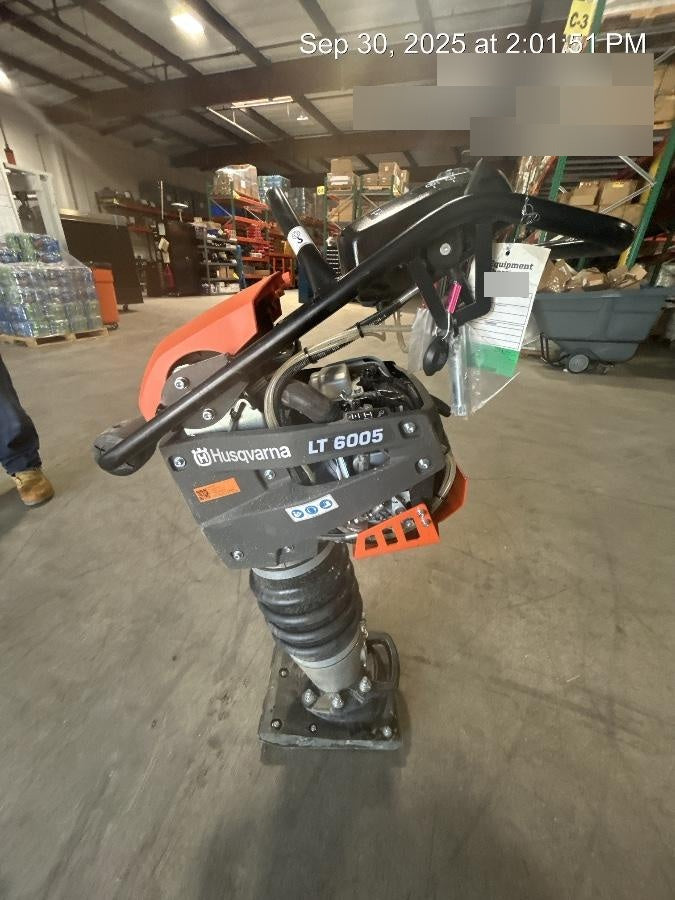2025 HUSQVARNA LT6005