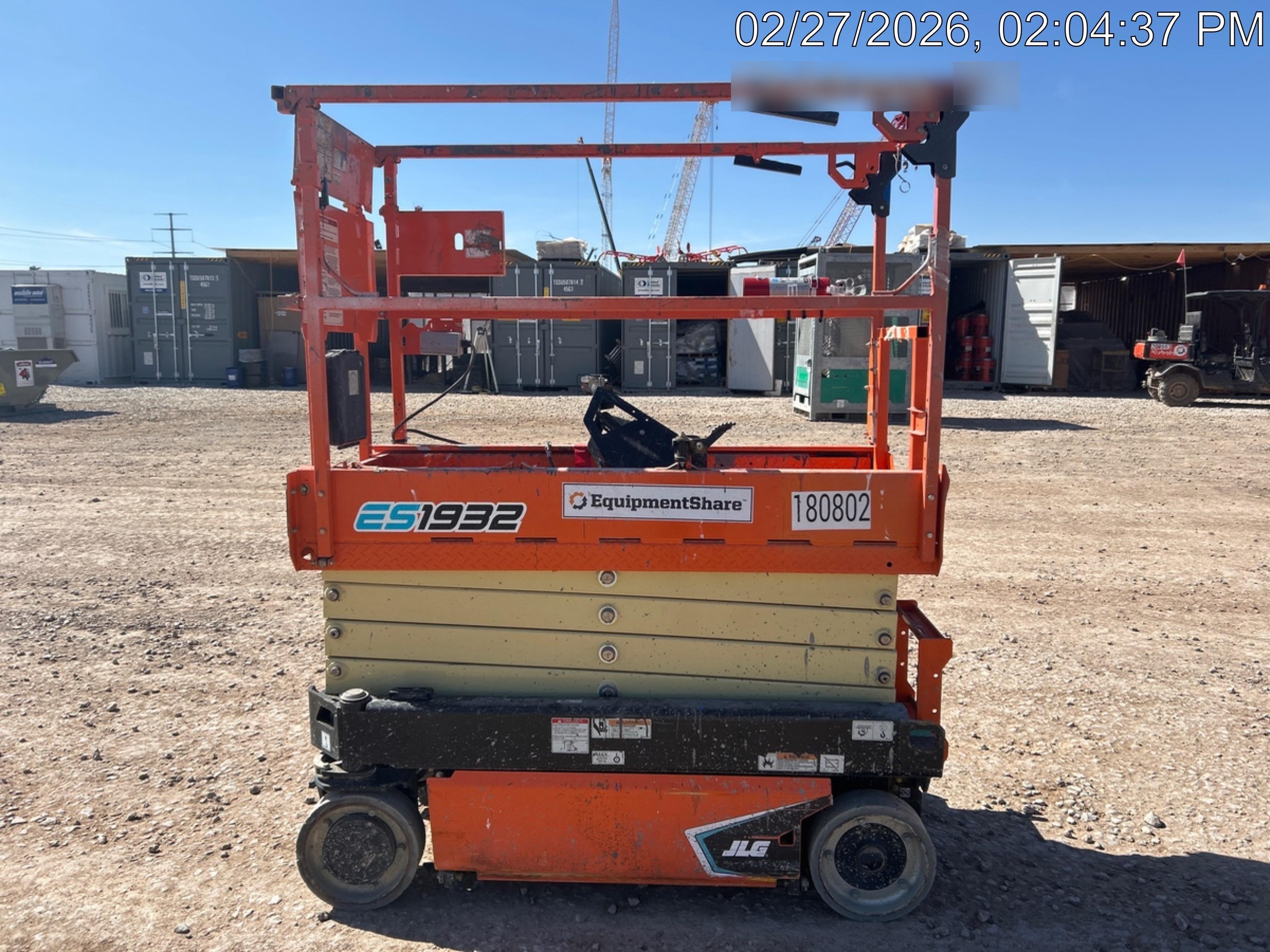 2021 JLG ES1932