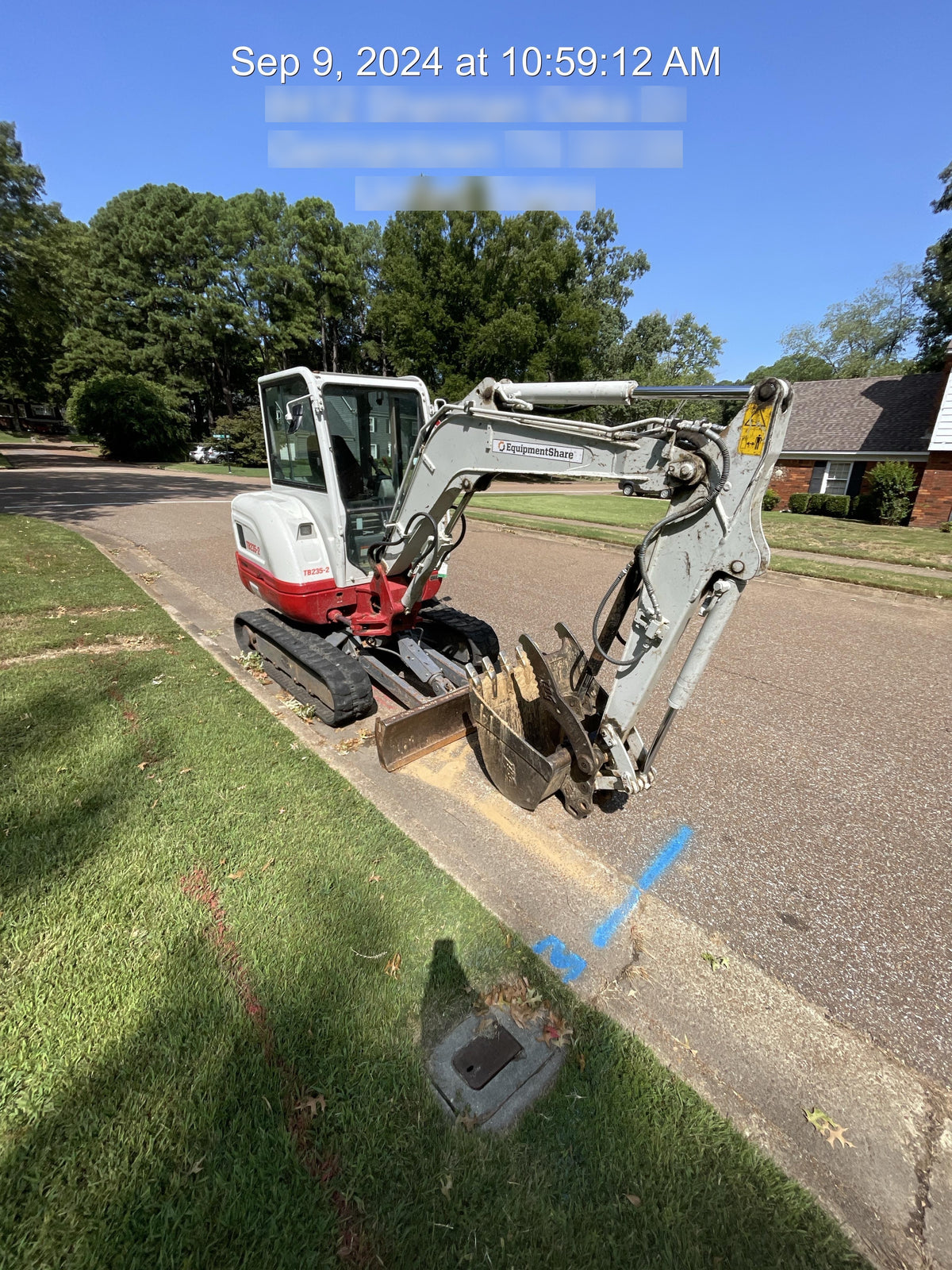 2022 TAKEUCHI TB235-2CR