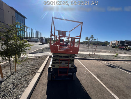 2022 JLG ES3246