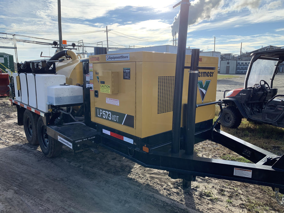 2021 VAC-TRON LP573XDT