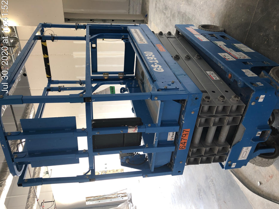 2020 Genie GS-1930 Solid Non Marking Tires, Beacon, Folding rails with half height swing gate