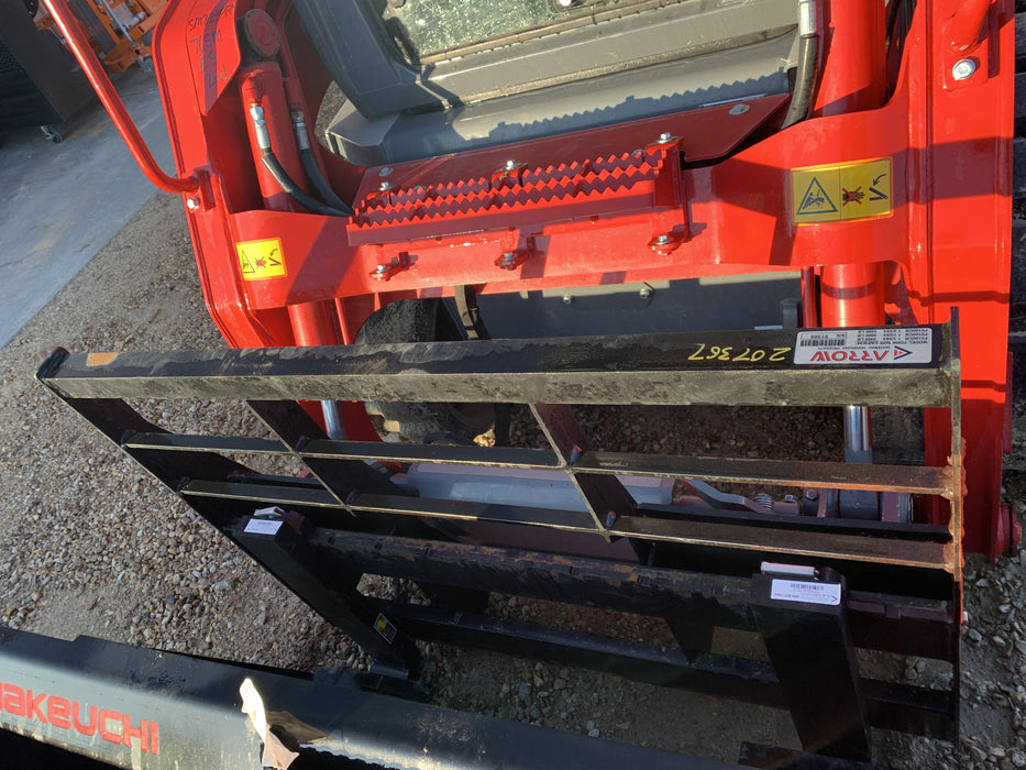 2022 ARROW MATERIAL HANDLING 60" Pallet Forks - Arrow
