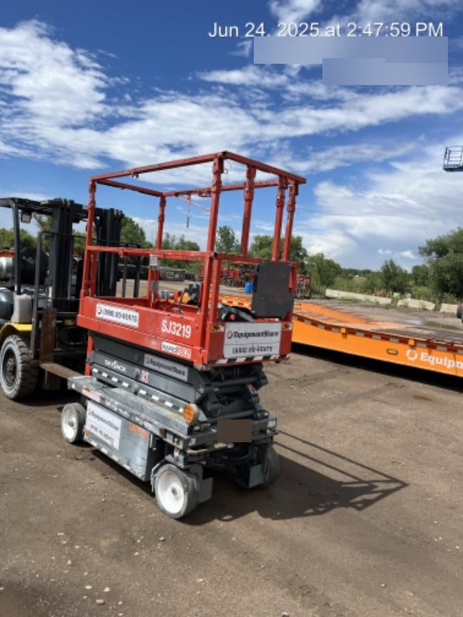2021 SKYJACK SJ3219