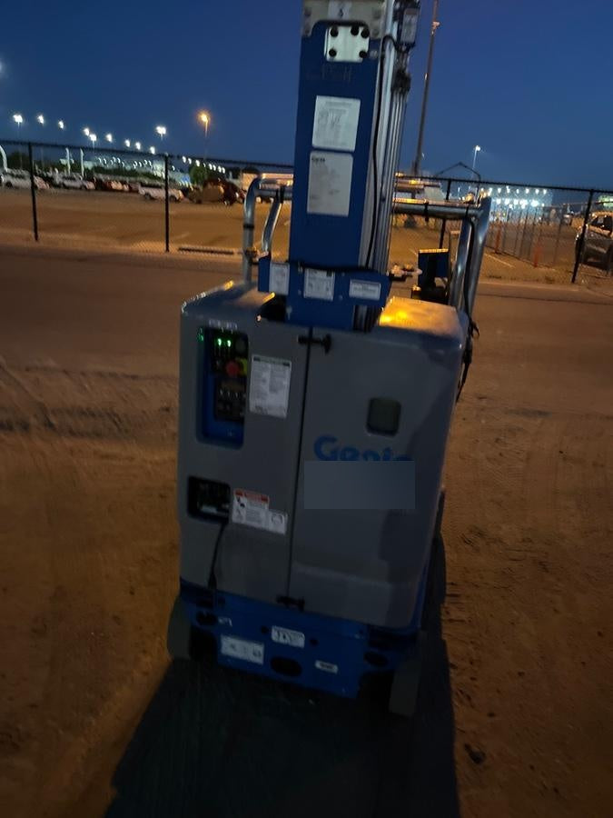 2020 GENIE GR-20