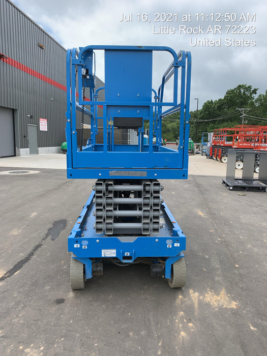 2020 Genie GS-3246 Standard, Folding full height swing gate