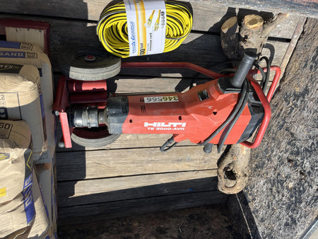 2023 HILTI TE 3000-AVR