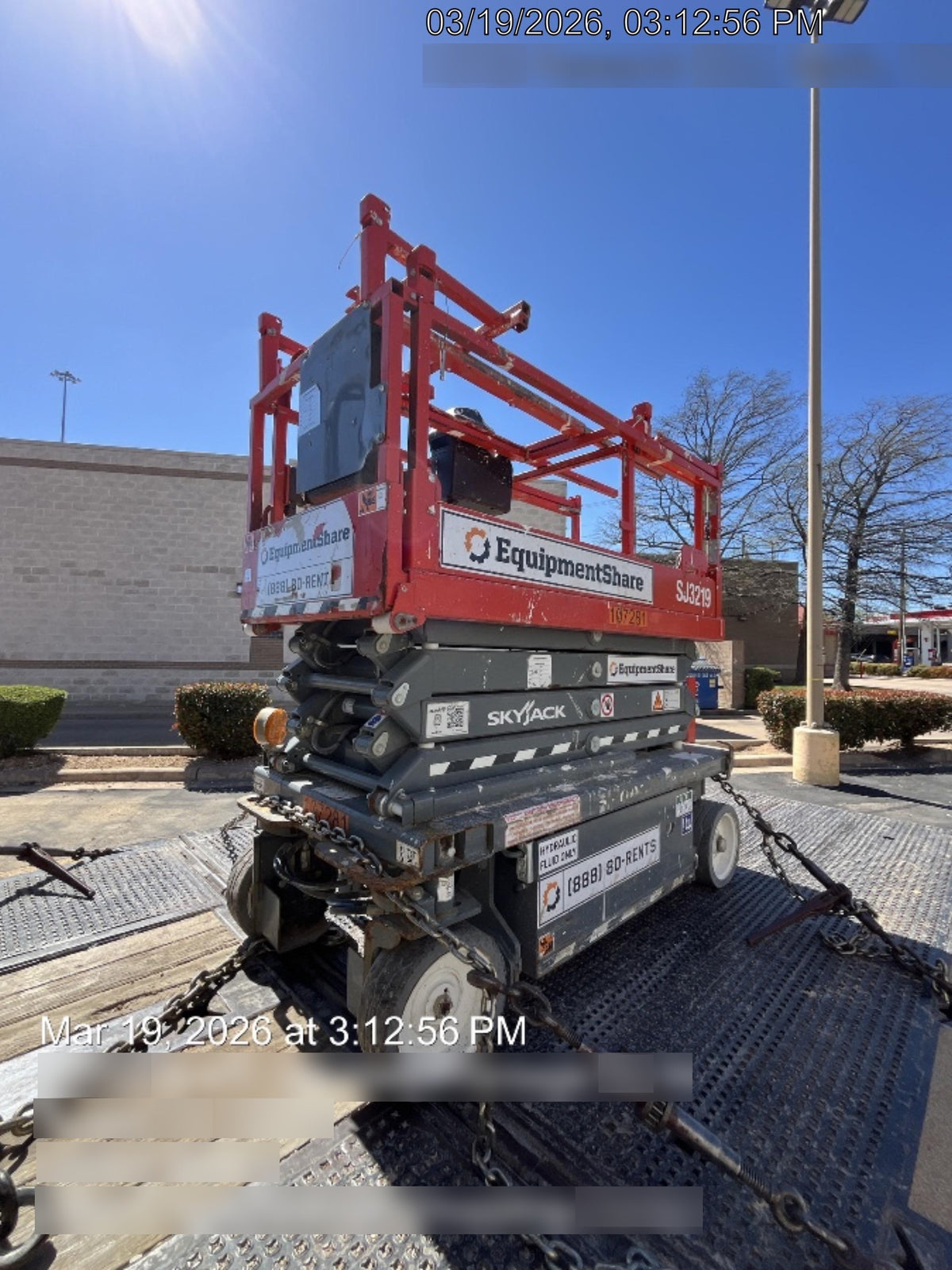 2020 Skyjack SJIII-3219 Solid NM Tires, Half height spring hinged entry gate, Dual Beacons, 800W Inverter