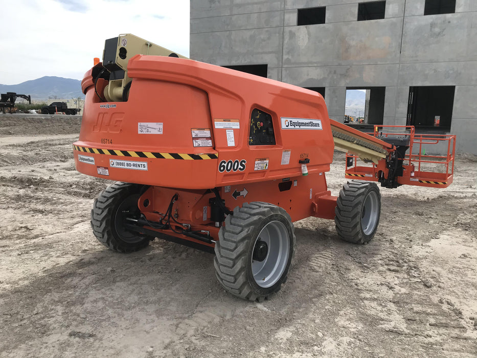 2020 JLG 600S