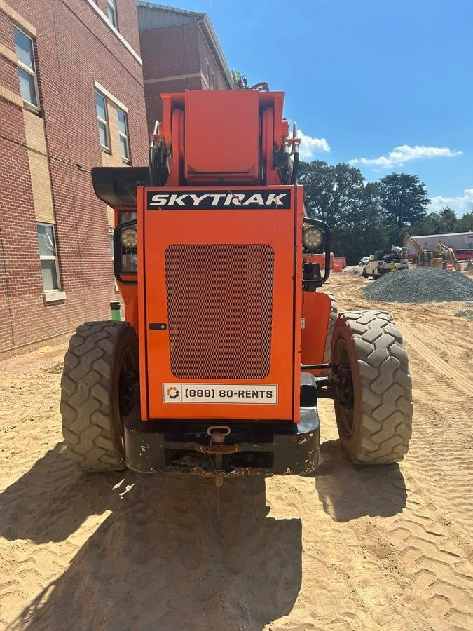 2021 SKYTRAK 10054