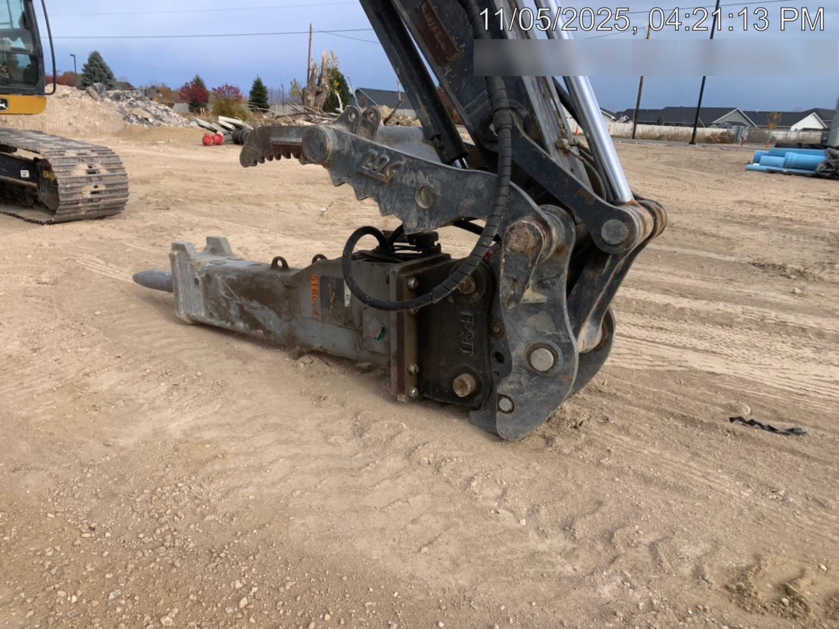 2025 EPIROC EC140T