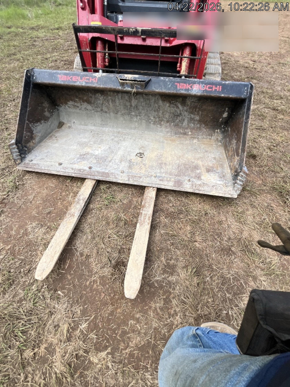 2022 ARROW MATERIAL HANDLING 72" Pallet Forks - Arrow