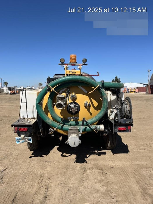 2023 Vac-Tron LP573XDT T4 Koehler Diesel Engine, 500 Gallon Debris Tank, x2 100 Gallon Water Tanks